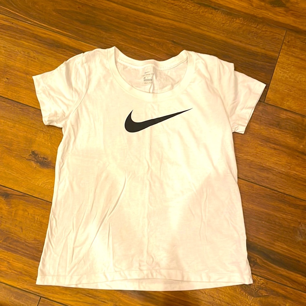 Nike woman’s T-shirt